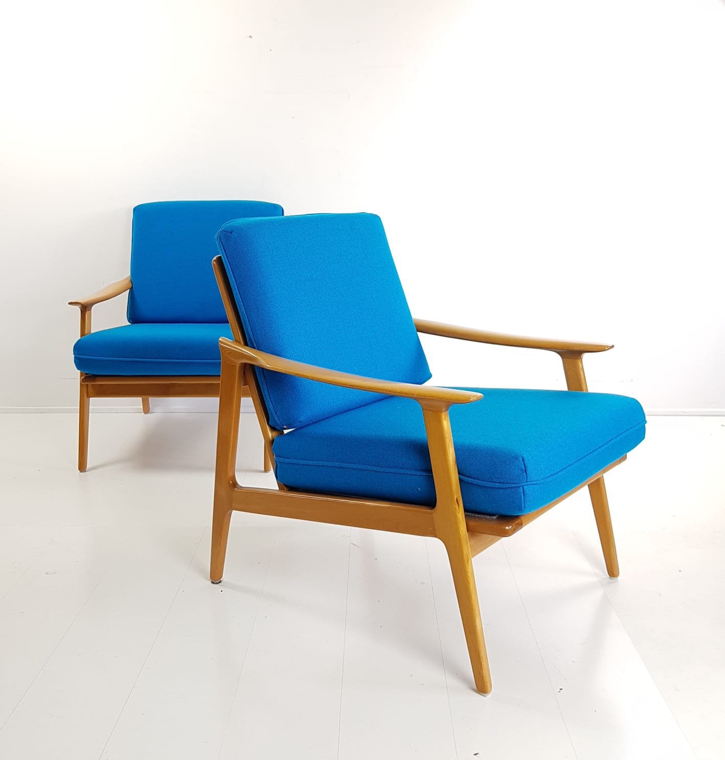 Vintage blauwe fauteuils eiken | ploegwool blue nieuwe stof, Ophalen of Verzenden, Zo goed als nieuw, 75 tot 100 cm, 50 tot 75 cm