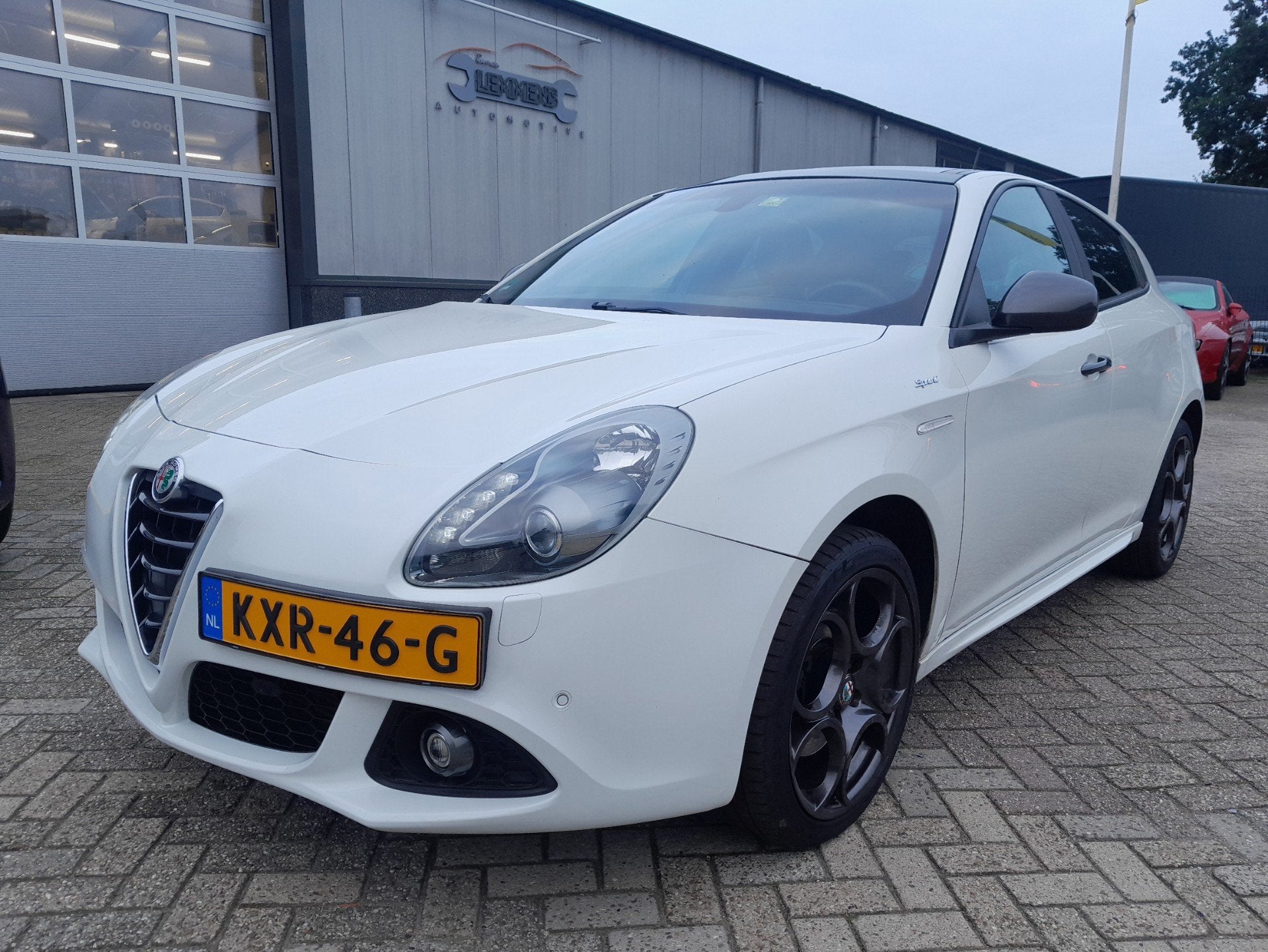 Alfa Romeo Giulietta 1.4 T Sprint - Schuif / kanteldak - Nav, Auto's, Voorwielaandrijving, Dealer onderhouden, Gebruikt, Euro 6