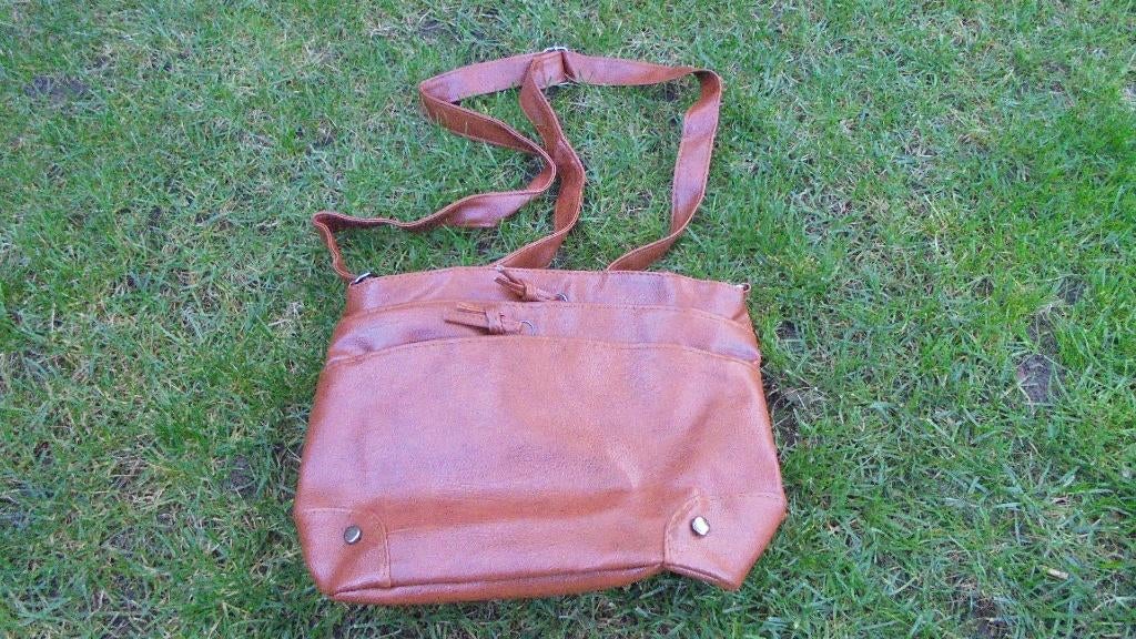 splinternieuw bruin schoudertasje 24x11H21cm, Ophalen of Verzenden, Nieuw, Bruin, Overige merken