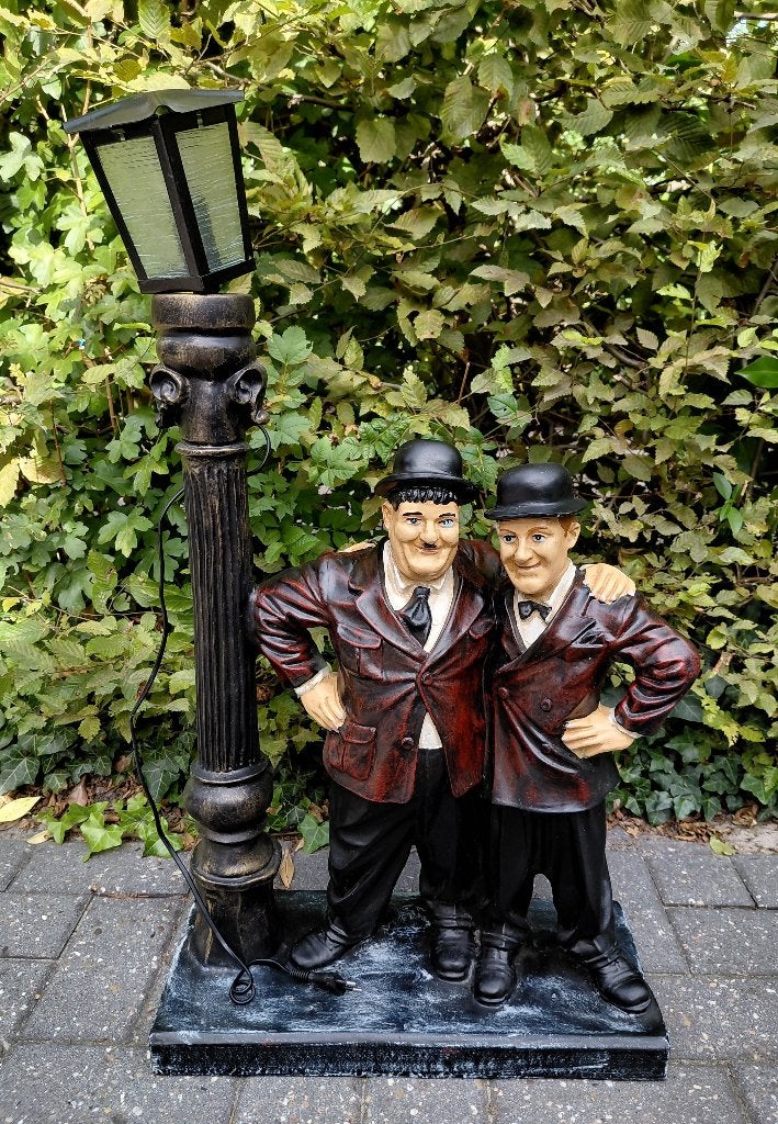 Decoratiebeeld met lampje- iconisch duo Laurel & Hardy., Ophalen, Gebruikt, Mens