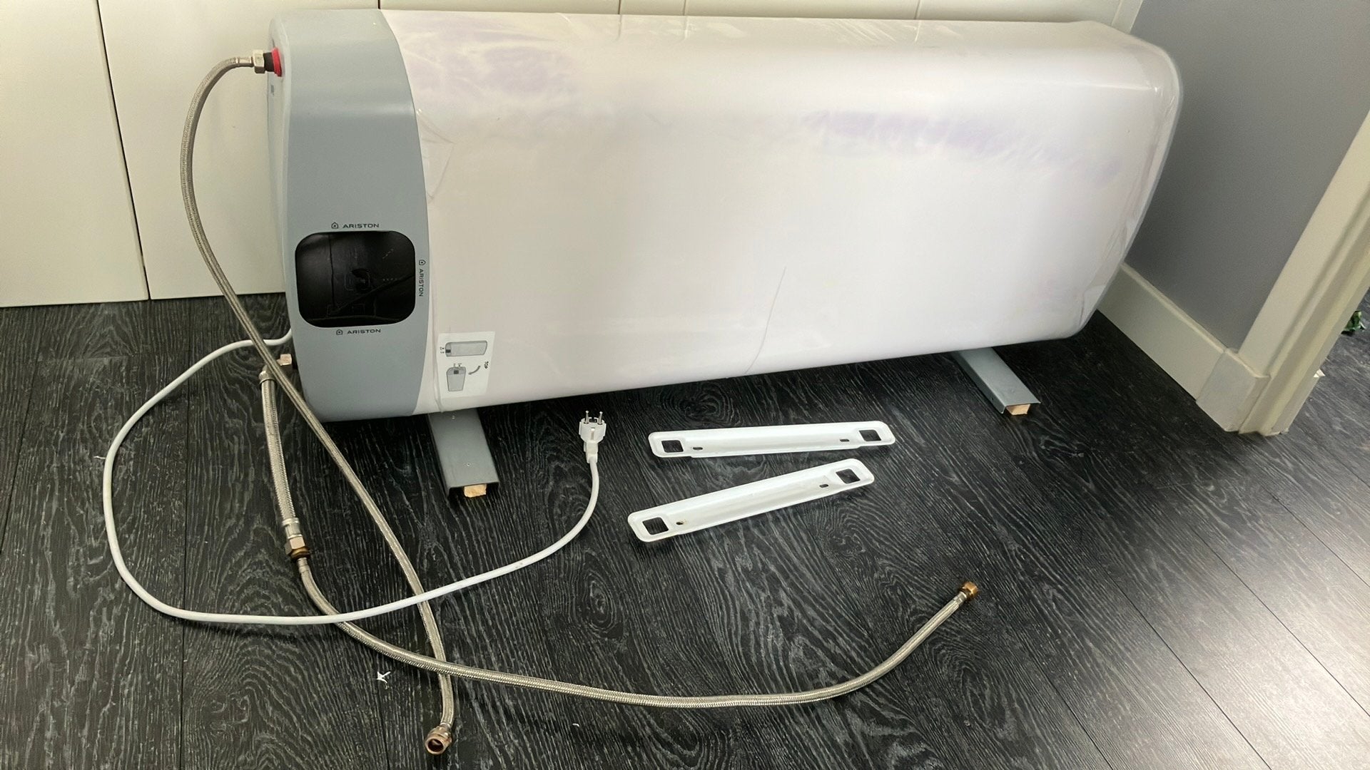 Ariston velis 100 liter douche boiler lees., Ophalen, 30 tot 80 cm, Gebruikt, Overige typen