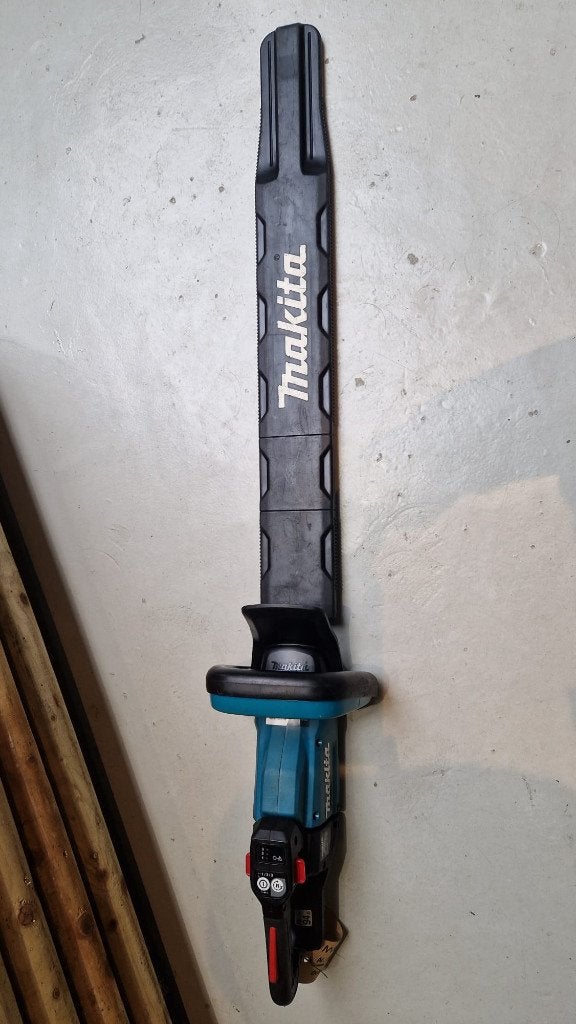 Makita 40V MAX accu heggenschaar 75cm, Ophalen, Zo goed als nieuw, Accu, Makita Dolmar