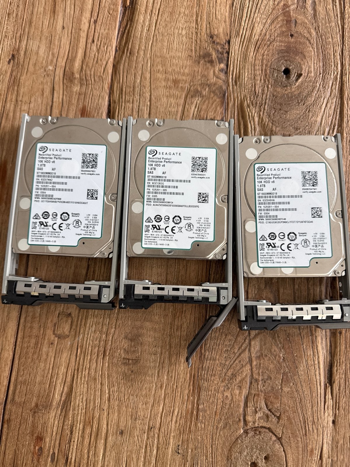 3x Seagate 1.8TB SAS HDD 2.5inch 1GR201, Intern, Gebruikt, SAS, Server