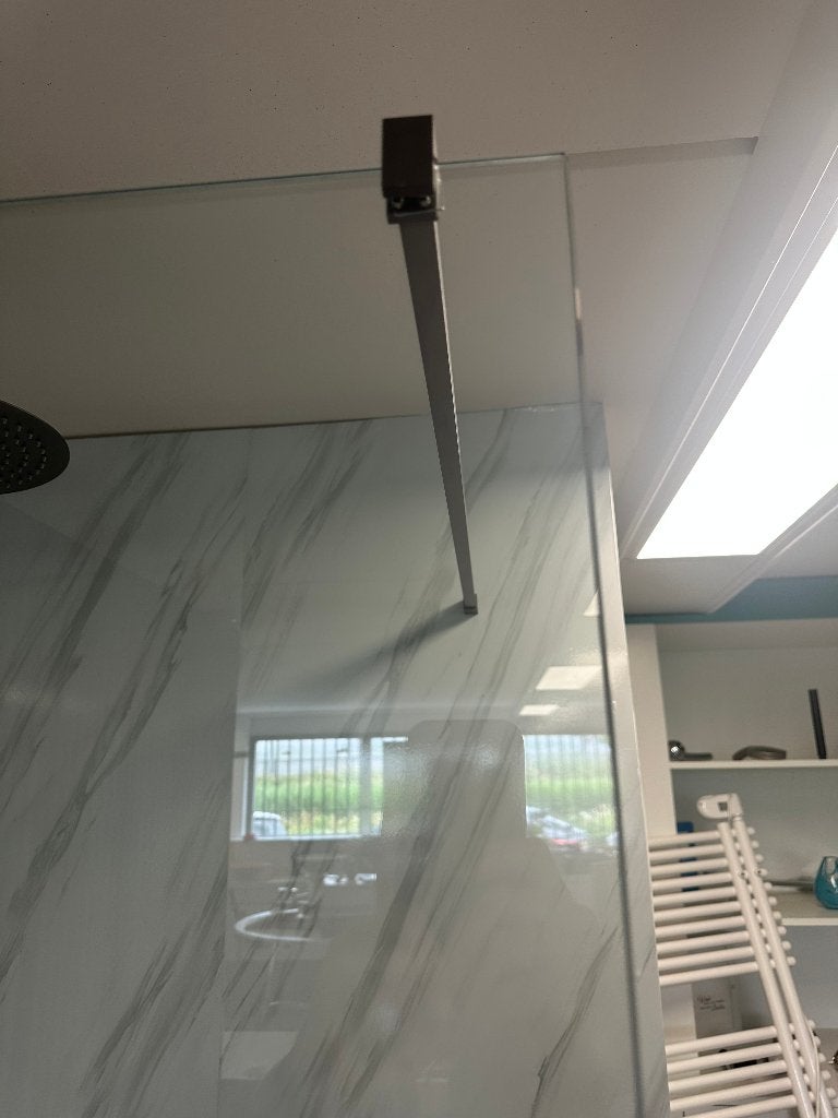 Inloopdouche Douchewand | Doucheset | E-Radiator | Gun Metal, Doe-het-zelf en Verbouw, Glas en Ramen, Ophalen, 80 tot 120 cm, Wiesbaden