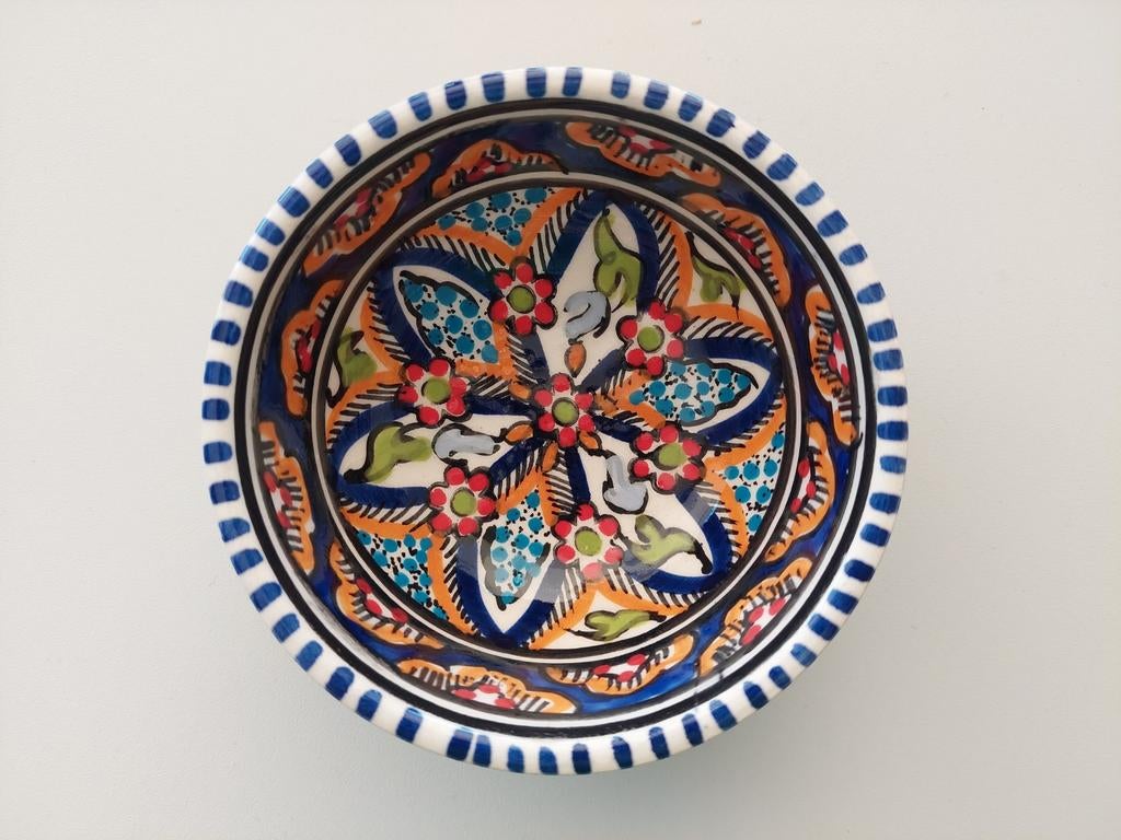 Handgeschilderde Tunesische kom, aardewerk, Porselein of Keramiek, Schaal, Rond, Ophalen of Verzenden