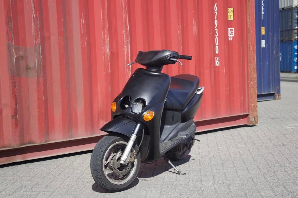Yamaha neos, Ophalen, Zo goed als nieuw, Benzine