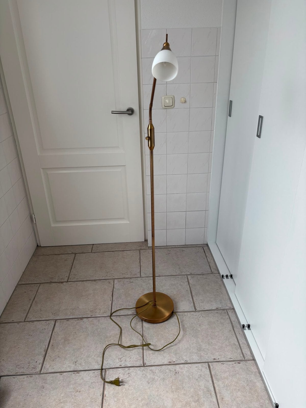 Stijlvolle messing vloerlamp met leeslamp, Gebruikt, Metaal, 150 tot 200 cm, E27 (groot)