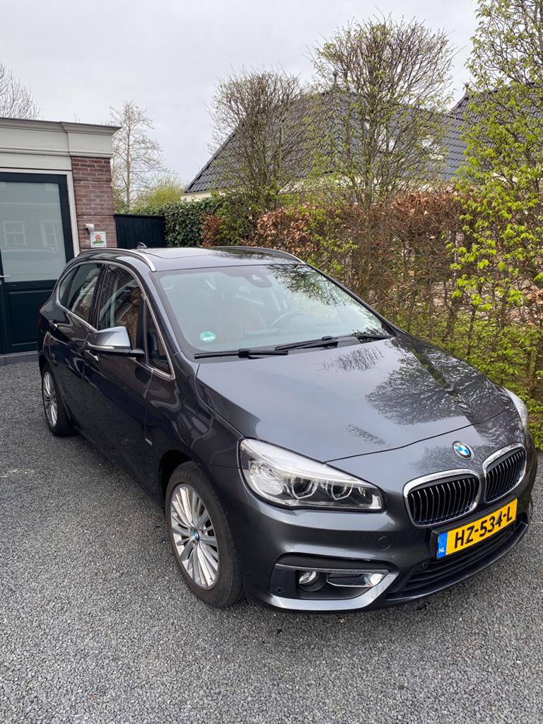 BMW 2-SERIE ACTIVE TOURER LUXURY LINE 220i 85400 km!!, Auto's, BMW, Particulier, Benzine, C, MPV, Automaat, Origineel Nederlands