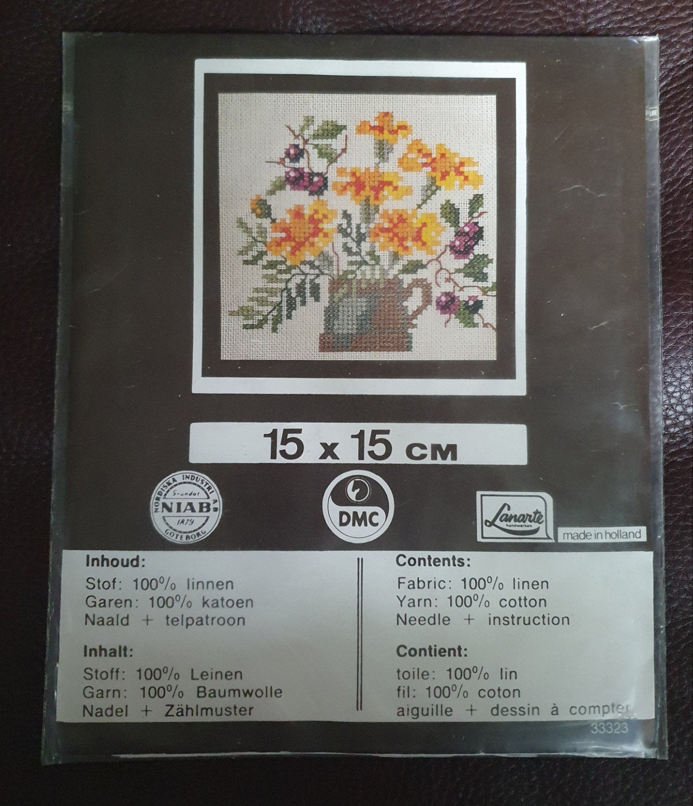 vintage lanarte compleet borduurpakket  - gele bloemen vaas, Verzenden, Nieuw, Borduurpakket