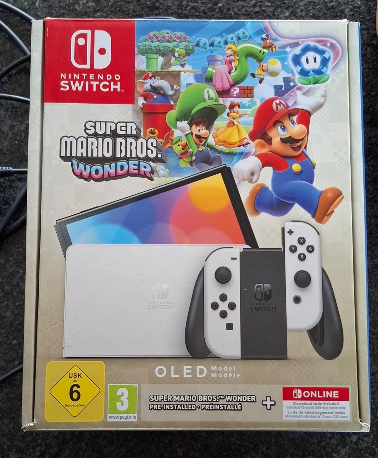 Nintendo Switch OLED+SuperMario Bros Wonder/Just  Dance 2022, Spelcomputers en Games, Switch OLED, Met games, Met 2 controllers