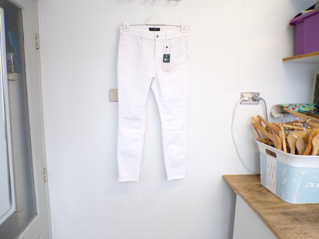 Witte jeans Only Carmakoma rafeltje aan pijp mt. 44 nieuw, Kleding | Dames, Grote Maten, Wit, Nieuw, Ophalen of Verzenden, Nvt