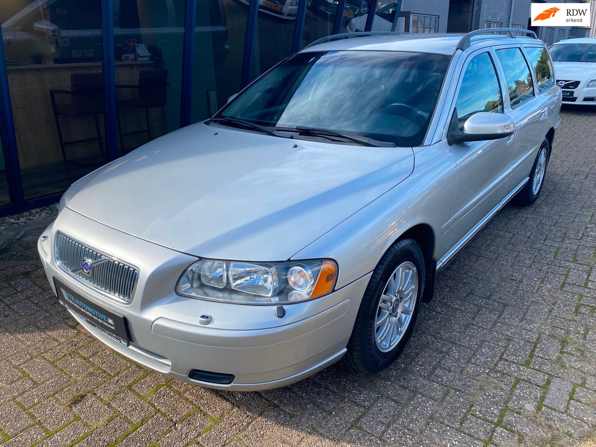 Volvo V70 2.4 Edition Classic 170PK Youngtimer, Voorwielaandrijving, Gebruikt, Zwart, Leder en Stof