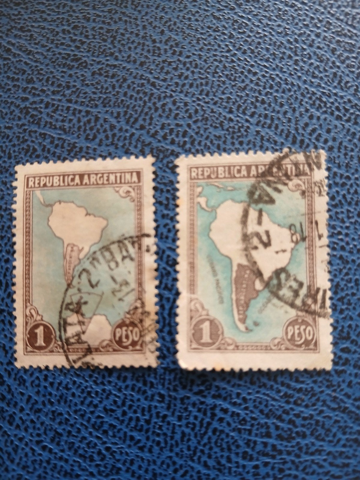 Twee gestempelde postzegels uit Argentinië, Ophalen of Verzenden, Zuid-Amerika