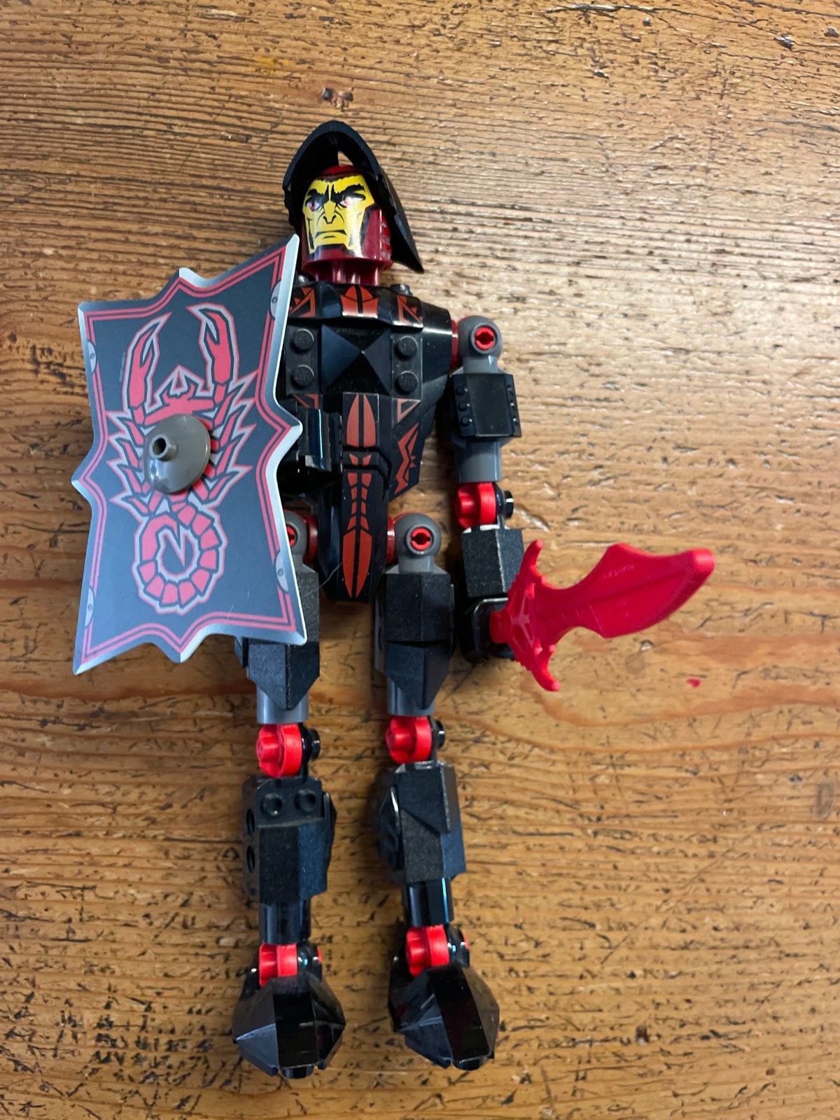Lego Bionicle ridder met schild en zwaard, Ophalen of Verzenden, Gebruikt, Overige merken