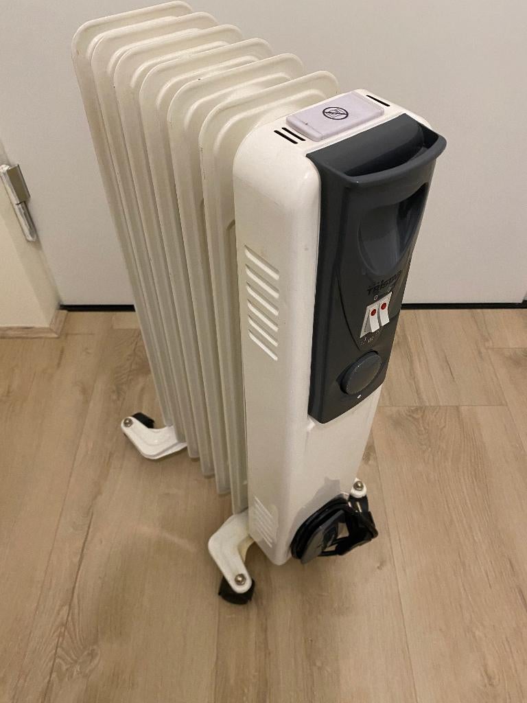 Electrische kachel 1500 watt, Huis en Inrichting, Kachels, Ophalen, Oliekachel, Elektrisch, Zo goed als nieuw