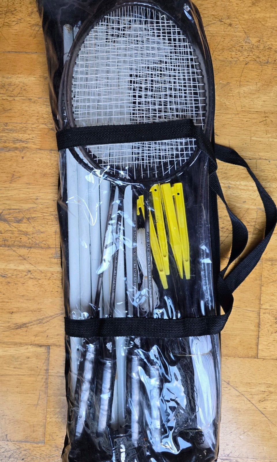 NIEUW-Complete pro Badminton Set met Net, Palen en Shuttles, Ophalen of Verzenden, Nieuw, Racket(s)