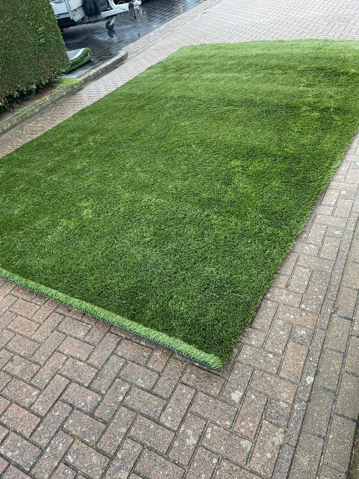 Mooi stuk kunstgras 7,5x4 meter 5cm hoog, Ophalen, Zo goed als nieuw, 20 m² of meer