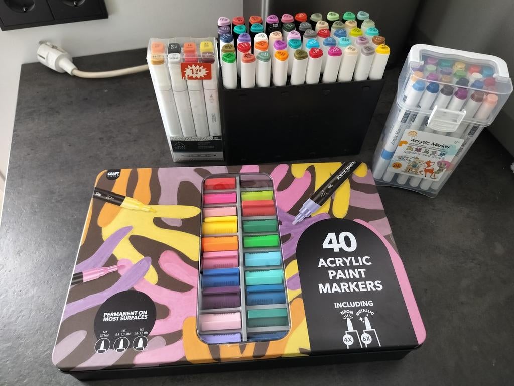 Diverse set acrylverf markers en stiften, Hobby en Vrije tijd, Schilderen, Gebruikt, Acrylverf, Ophalen of Verzenden