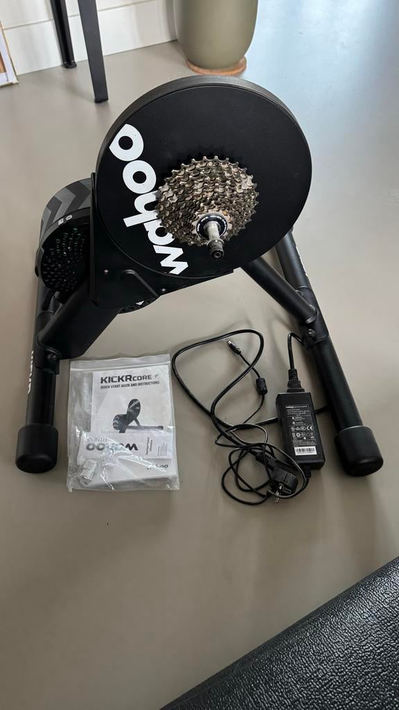 Wahoo Kickr Core smarttrainer incl cassette en trainingsmat, Ophalen, Gebruikt, Benen, Overige typen