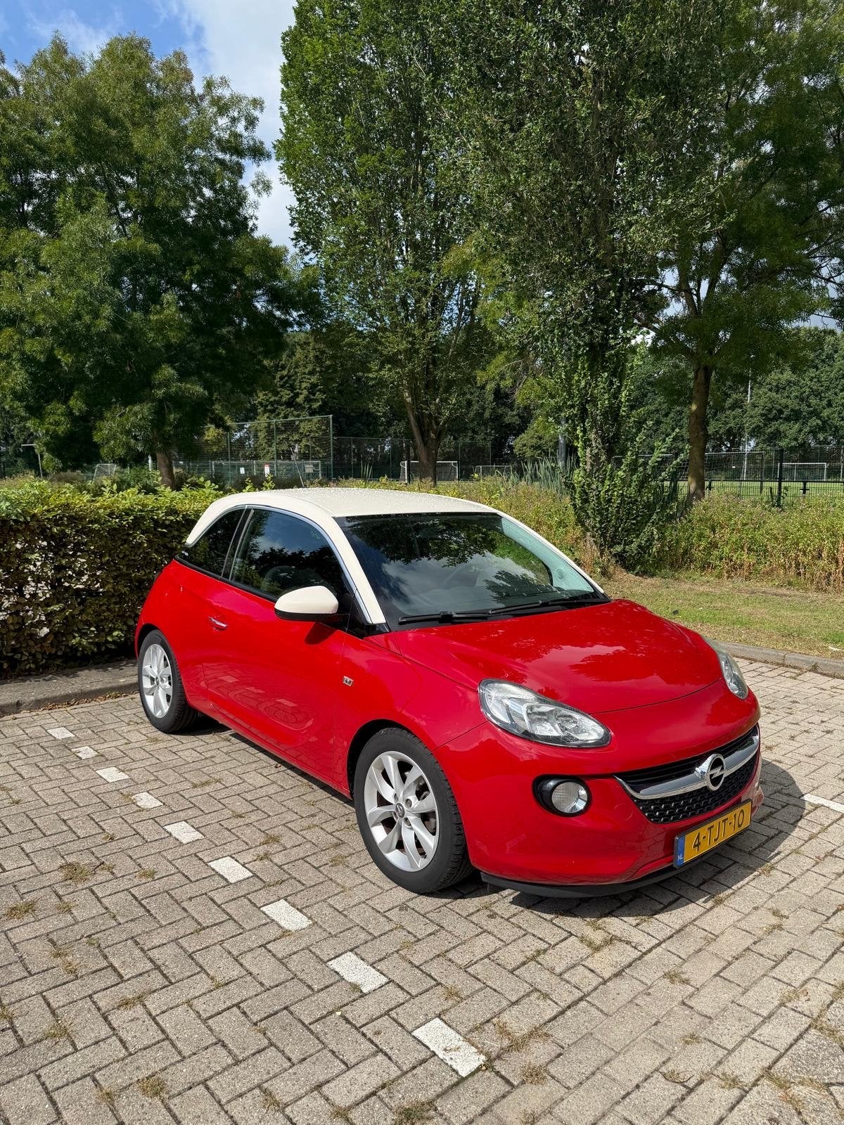 Opel ADAM 1.2 Ecoflex Start&stop 3DRS 2014 Rood, Voorwielaandrijving, 40 €/maand, Zwart, 4 cilinders