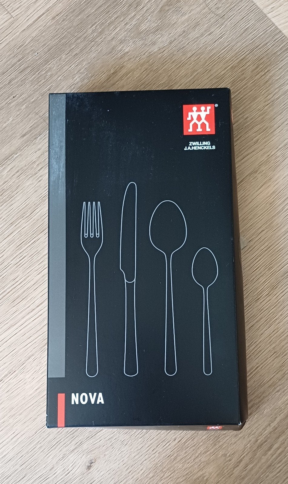 Zwilling,  Nova. J.A. Henckels  bestek set 5 stuks  nieuw, Ophalen of Verzenden, Nieuw, Rvs of Chroom