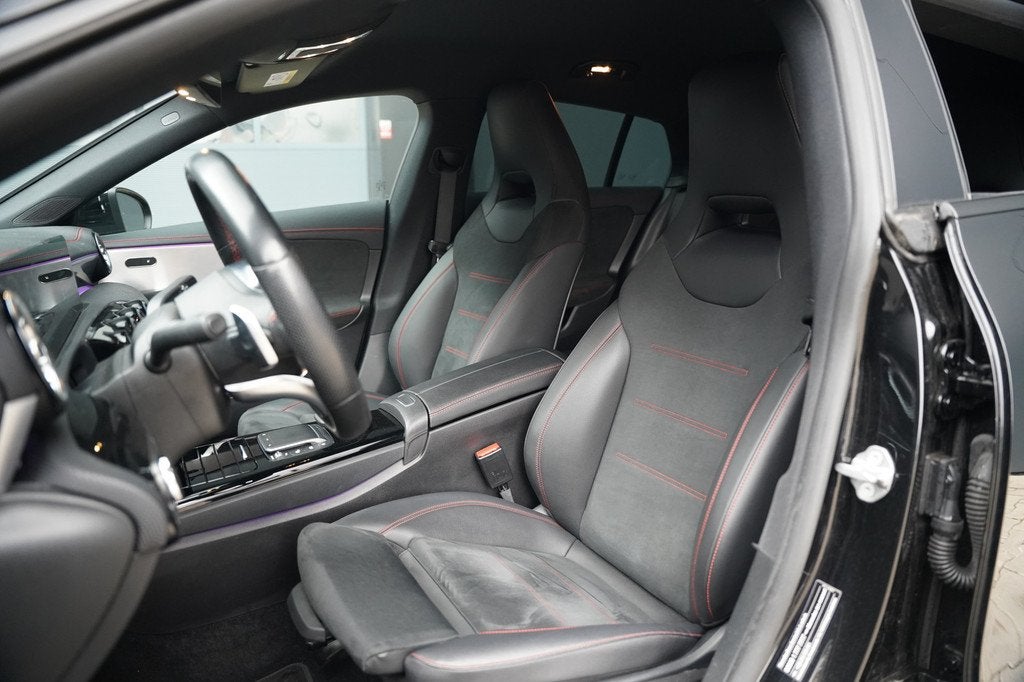 Mercedes-Benz CLA-Klasse 180 Business Solution AMG | Stoelve, Auto's, Mercedes-Benz, CLA, Gebruikt, 4 cilinders, Zwart