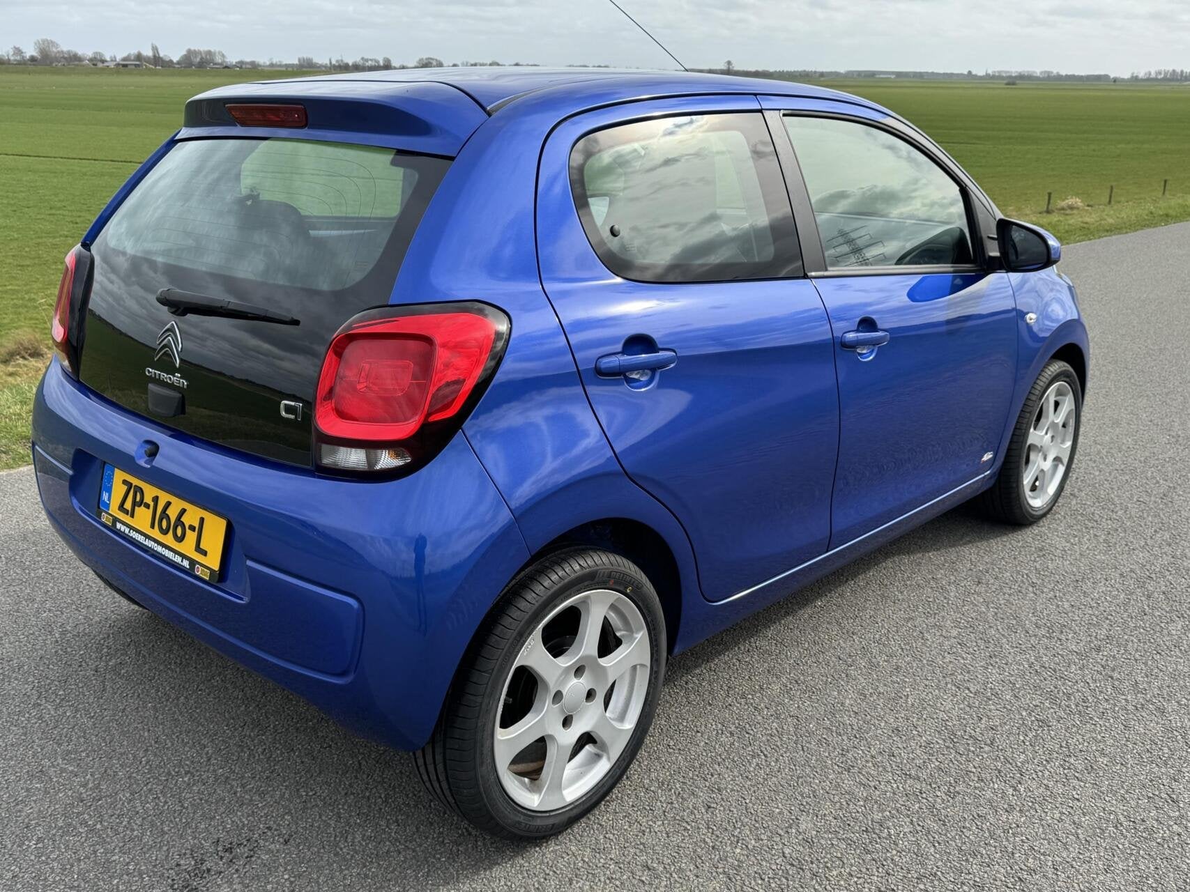 Citroen C1 1.0 VTi Feel 98934km 5 deurs lm velgen airco lm v, Auto's, Voorwielaandrijving, Start-stop-systeem, Gebruikt, Euro 6
