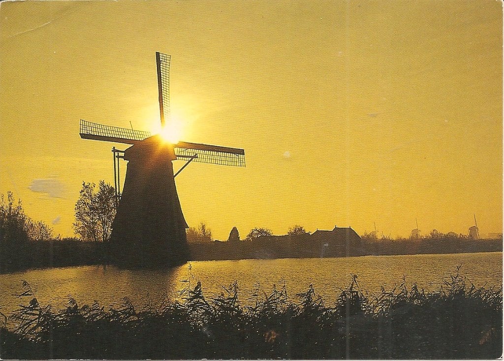 Ansichtkaart Molen Kinderdijk Zonsondergang, Ophalen of Verzenden, 1980 tot heden, Ongelopen, Zuid-Holland