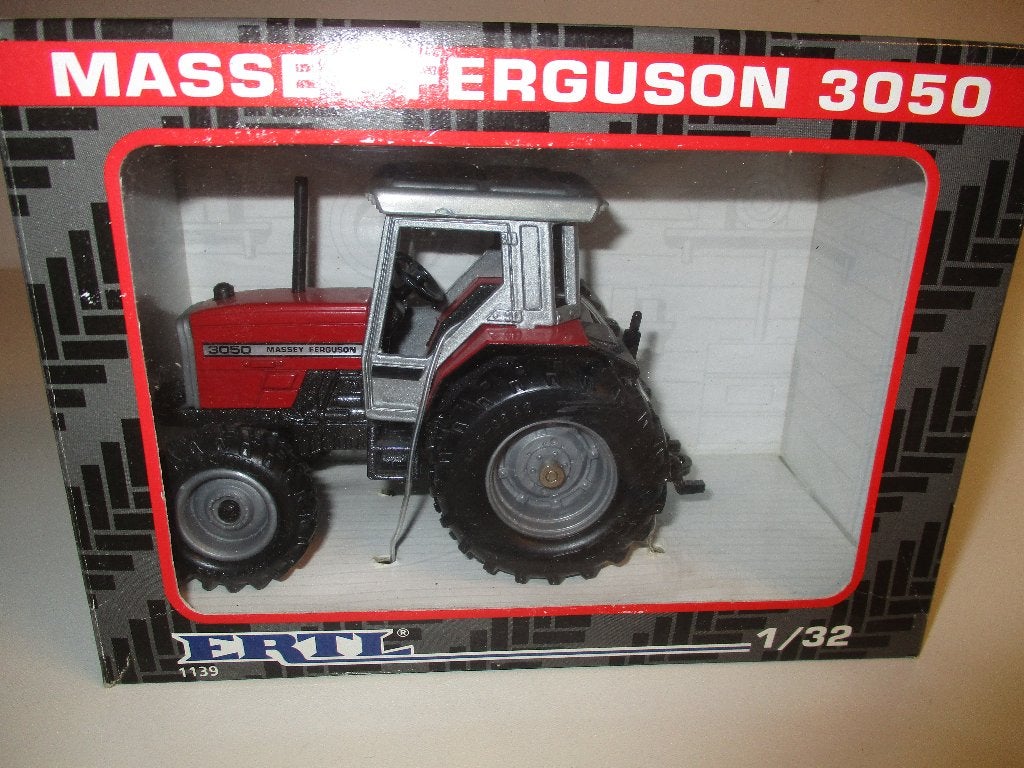 ERTL Massey Ferguson 3050, Ophalen of Verzenden, Zo goed als nieuw, Tractor of Landbouw, ERTL