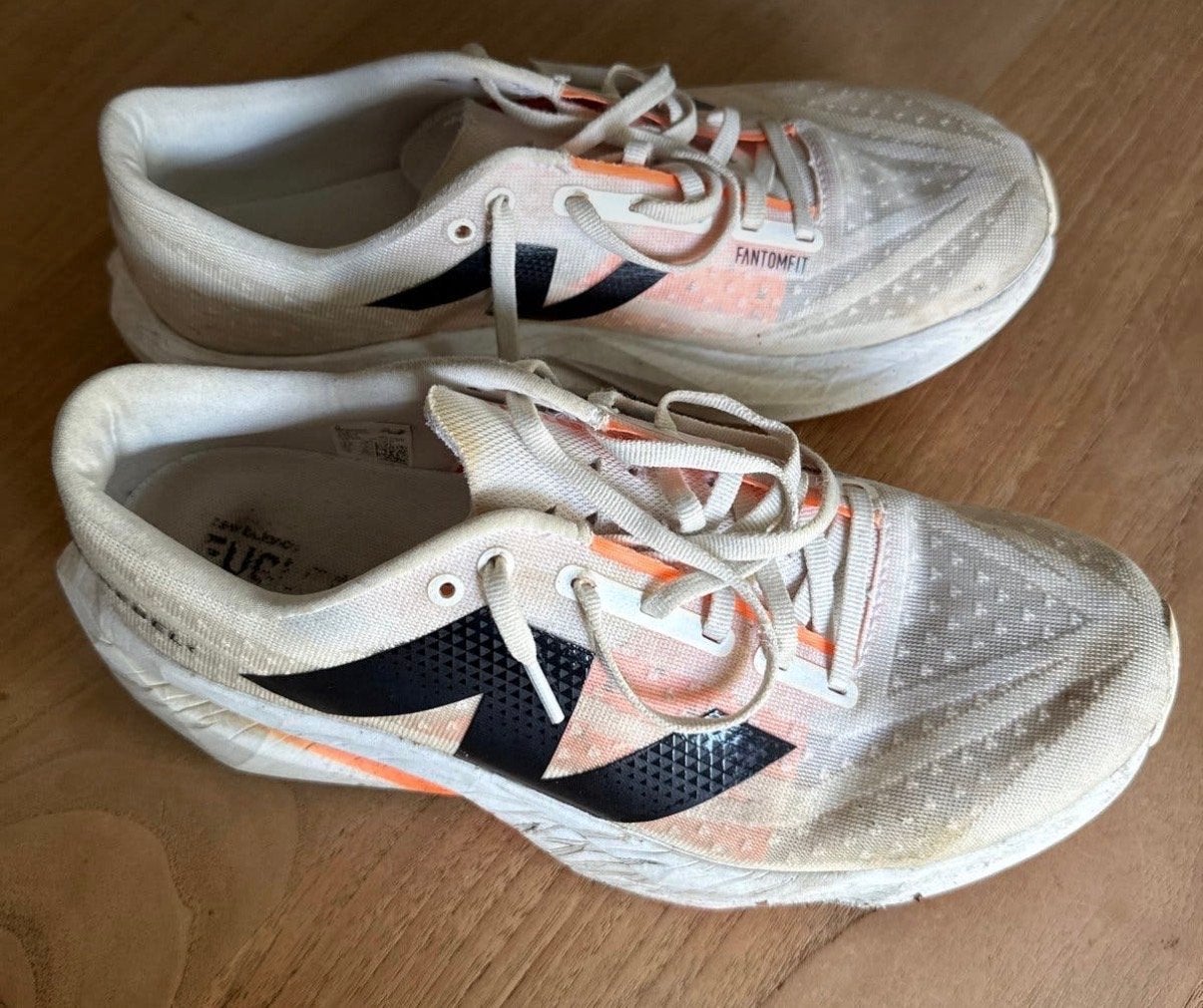 New Balance Rebel V4 daily trainer - 200km gelopen, Ophalen of Verzenden, Gedragen, Overige kleuren, Sportschoenen