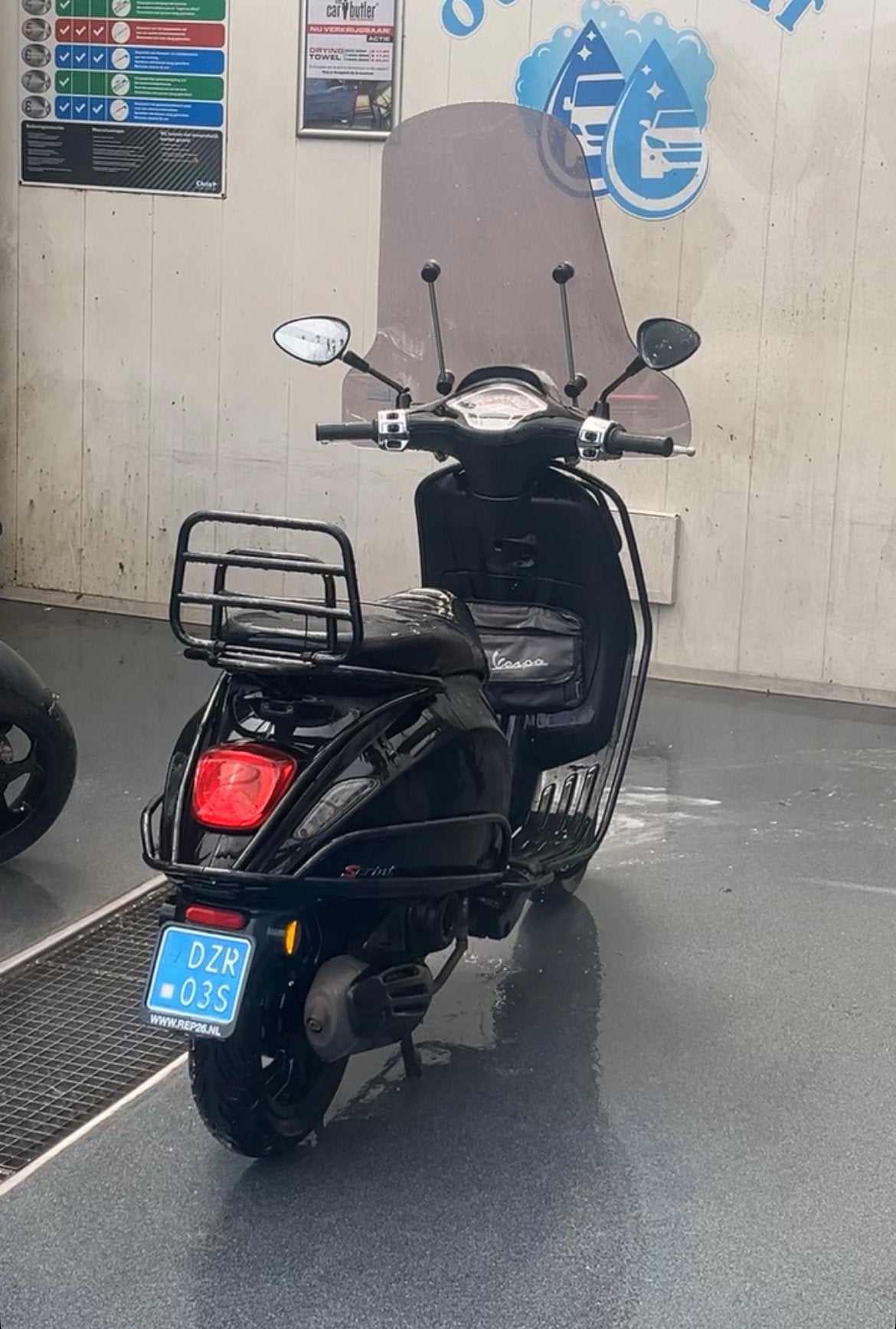Vespa sprint 2020, Fietsen en Brommers, Scooters | Vespa, Ophalen, Maximaal 45 km/u, Zo goed als nieuw, Benzine
