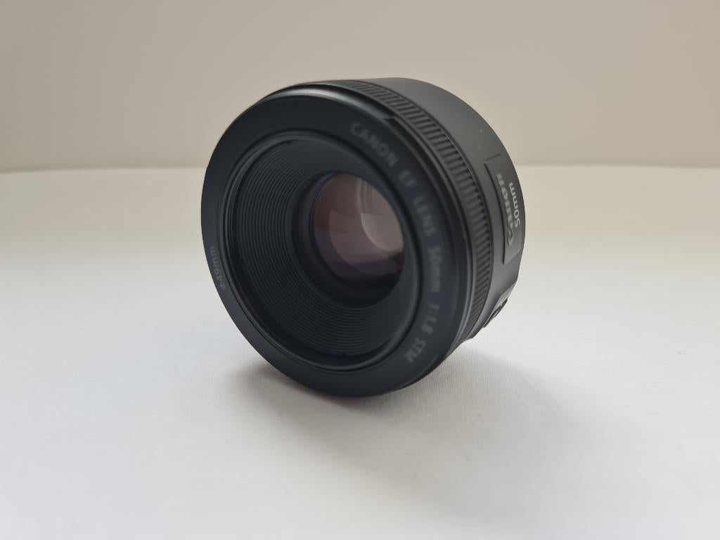 Canon Lens 50 mm STM, Ophalen of Verzenden, Zo goed als nieuw, Standaardlens