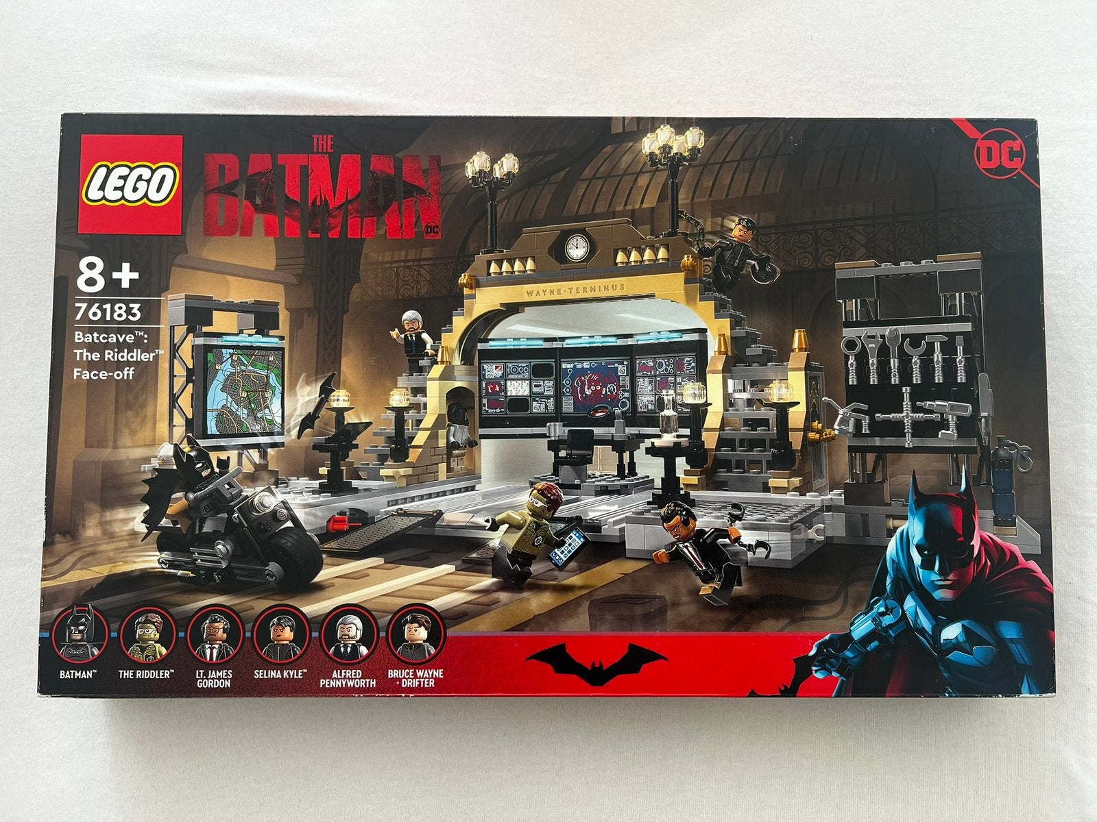 Lego set 76183 - Batcave: the riddler face-off - nog geseald, Ophalen of Verzenden, Nieuw