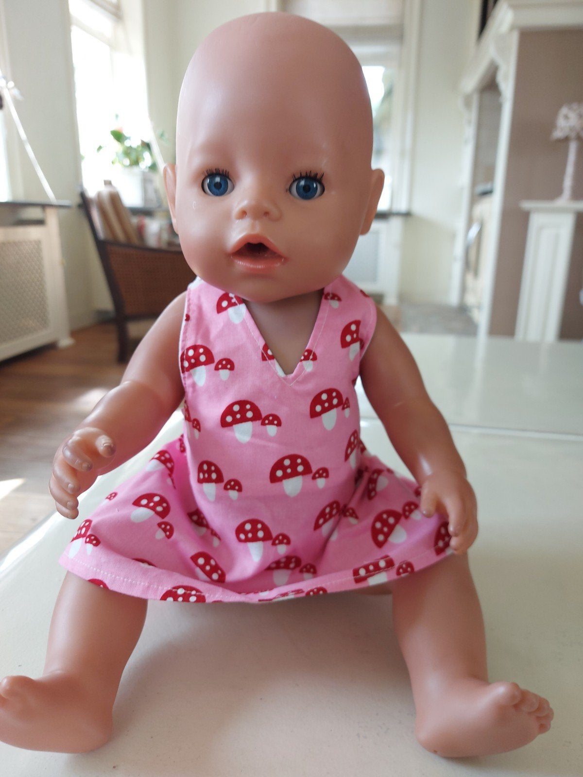 Leuke paddestoelen jurk baby born pop 43cm, Kinderen en Baby's, Speelgoed | Poppen, Ophalen of Verzenden, Nieuw, Babypop