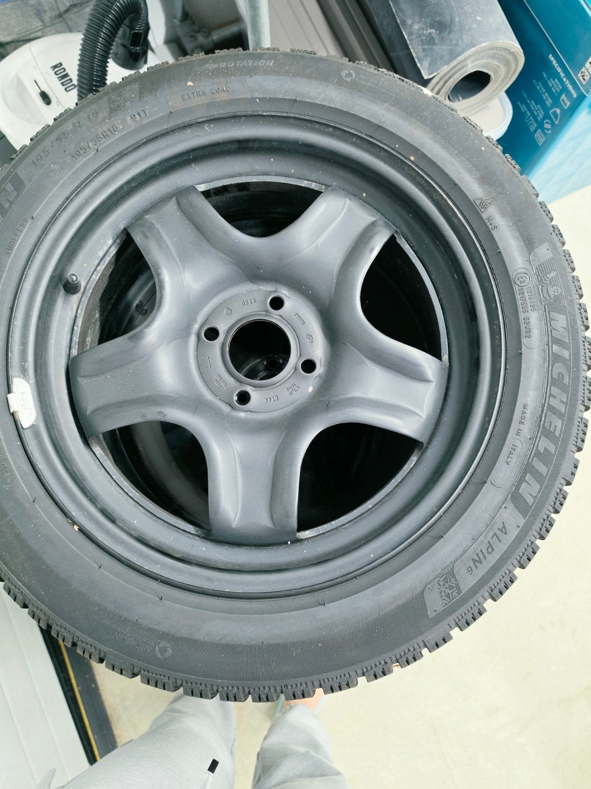 4 Michelin Alpin Winterbanden op velg, Ophalen, Gebruikt, 16 inch, Banden en Velgen