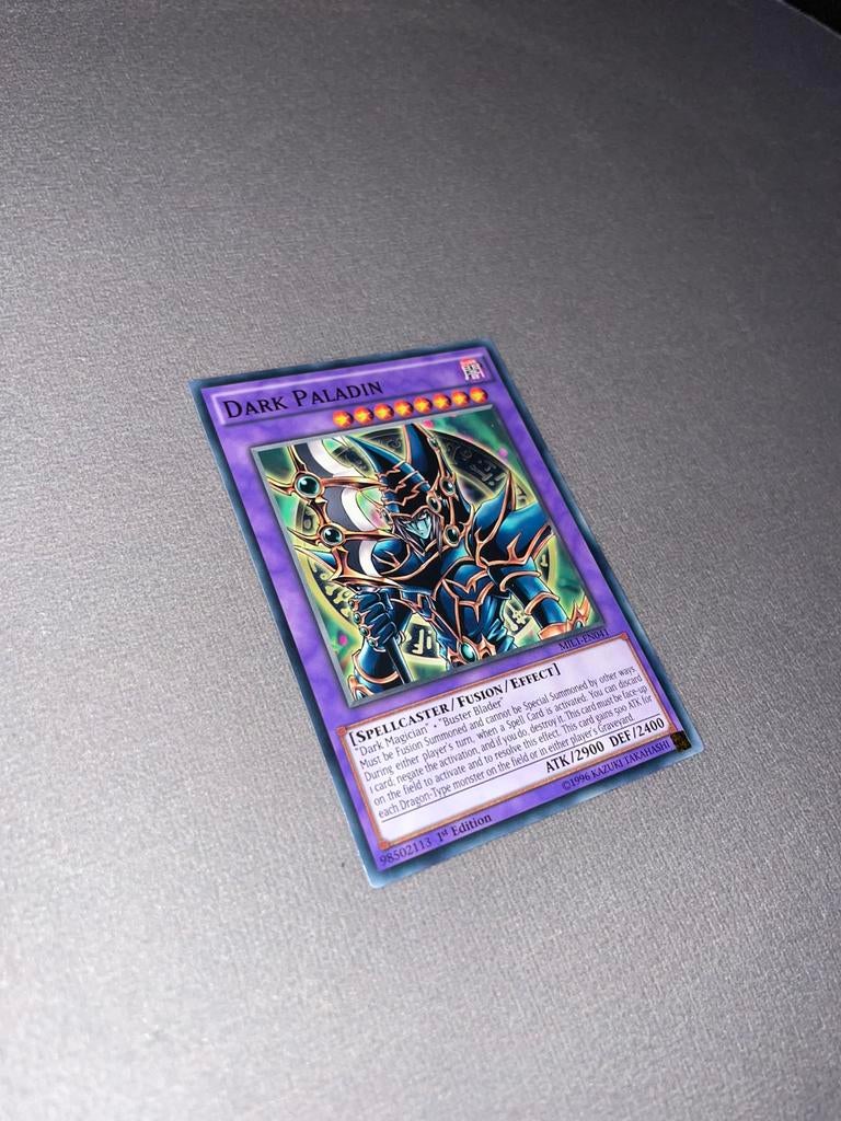Yu-Gi-Oh! Dark Paladin 1st ed MIL1-EN041 - Non holo, Hobby en Vrije tijd, Verzamelkaartspellen | Yu-gi-Oh!, Ophalen of Verzenden