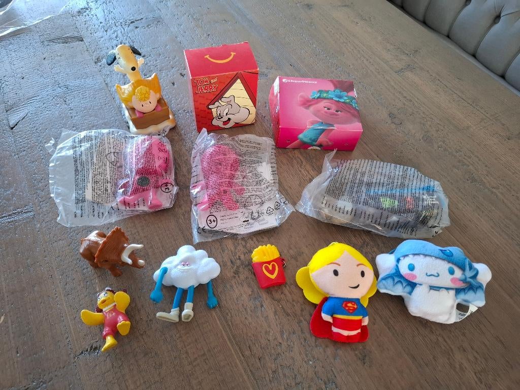 McDonald’s Happy Meal speelgoed set – mix figuren & knuffels, Ophalen of Verzenden, Zo goed als nieuw