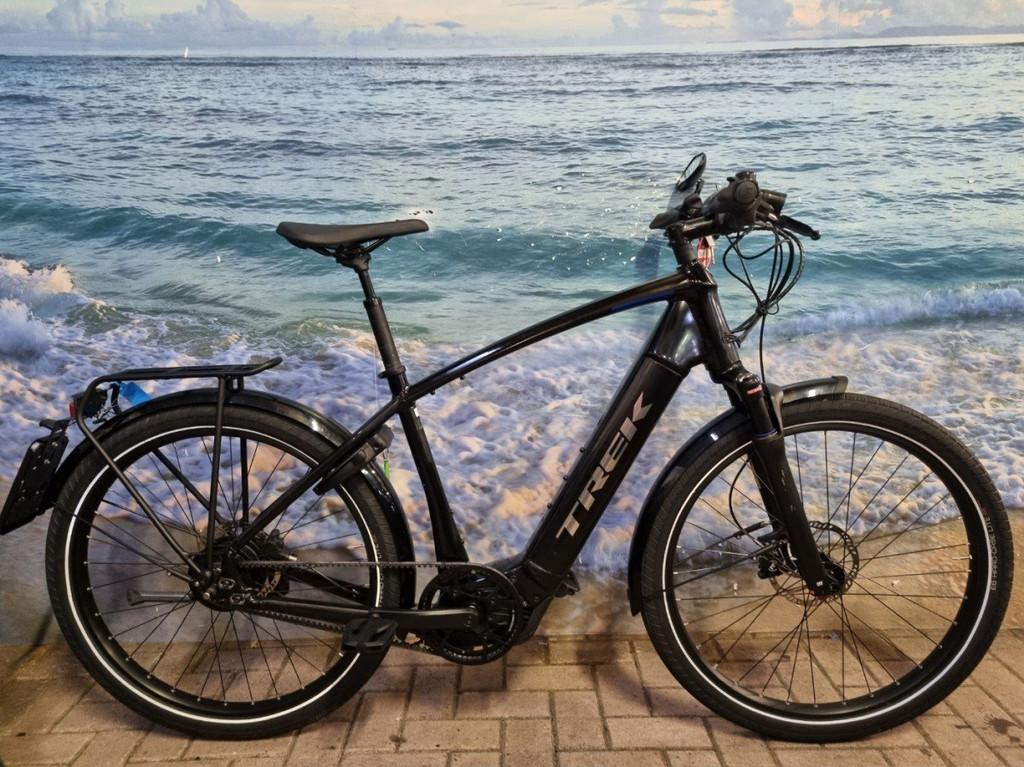 Trek Allant+ 9S, riemaandrijving, 625Wh Bosch middenmotor He, Fietsen en Brommers, Elektrische fietsen, Overige merken, Gebruikt