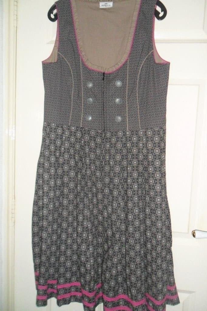 jurk merk gina benotti maat 48  tirolerjurk, Kleding | Dames, Overige kleuren, Jurk, Ophalen of Verzenden, Gina benotti