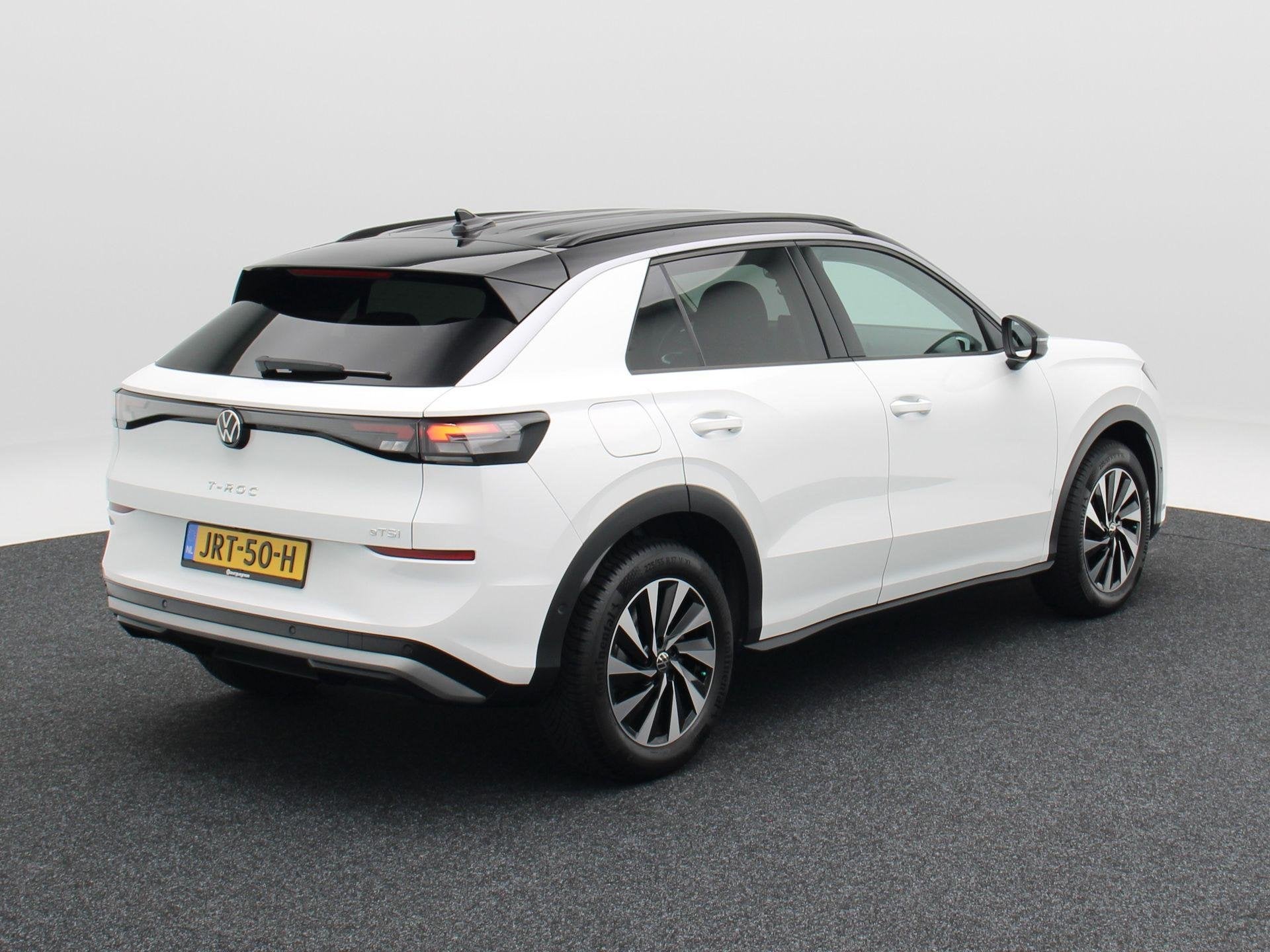 Volkswagen T-Roc 1.5 eTsi 115 Pk Life First Edition | Stoel/, Auto's, Volkswagen, Euro 6, 4 cilinders, 116 pk, Wit