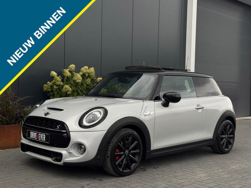 MINI Cooper S 2.0 Pepper 192pk FULL PANO NAVI CAMERA SPORTVE, Auto's, Automaat, 1998 cc, Gebruikt, Wit