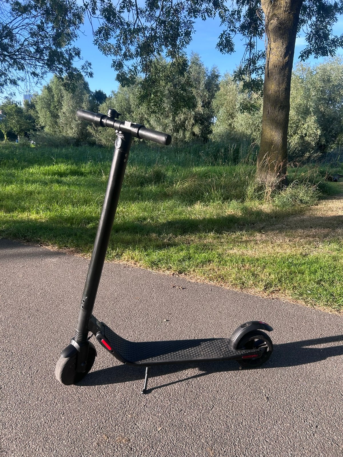 Ninebot elektrische step, met regenboog LED, Ophalen of Verzenden, Gebruikt, Elektrische step (E-scooter)