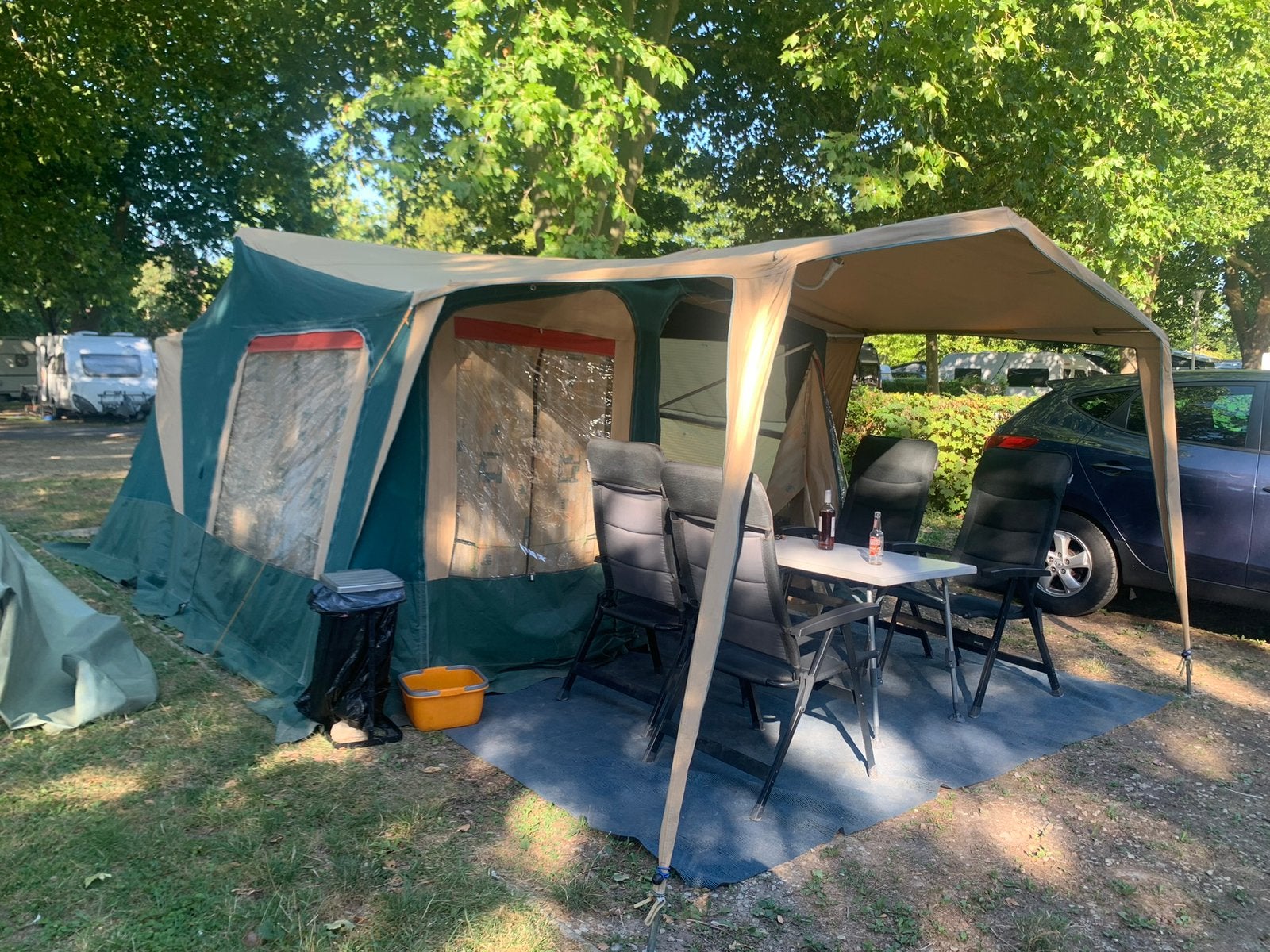 Trigano Odyssee, Caravans en Kamperen, Vouwwagens, Ophalen, Trigano, Aanwezig, Tot en met 6