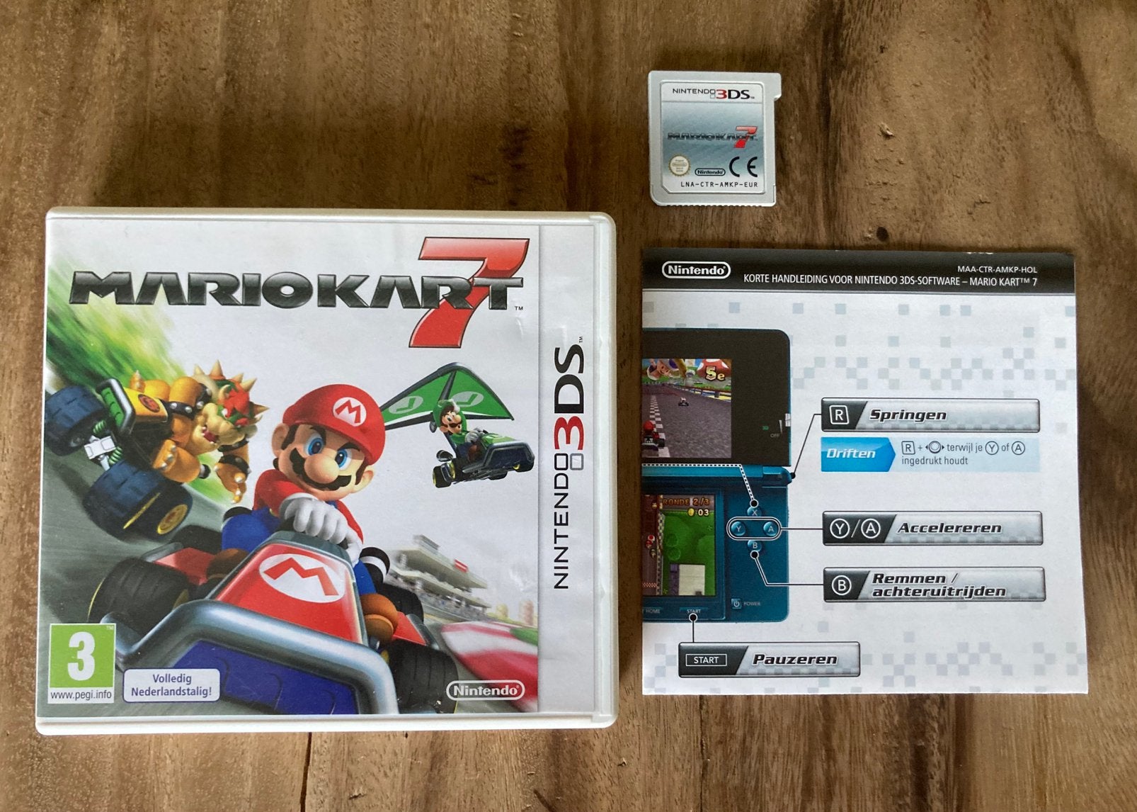 Mario Kart 7, Racen en Vliegen, Ophalen of Verzenden, Zo goed als nieuw, 3 spelers of meer