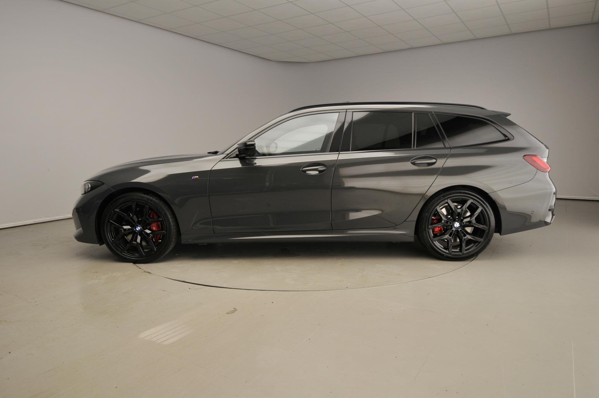 BMW 3 Serie Touring M340i xDrive | M-Sportpakket | LED | HUD, Auto's, Automaat, Dealer onderhouden, Gebruikt, Met garantie (alle)