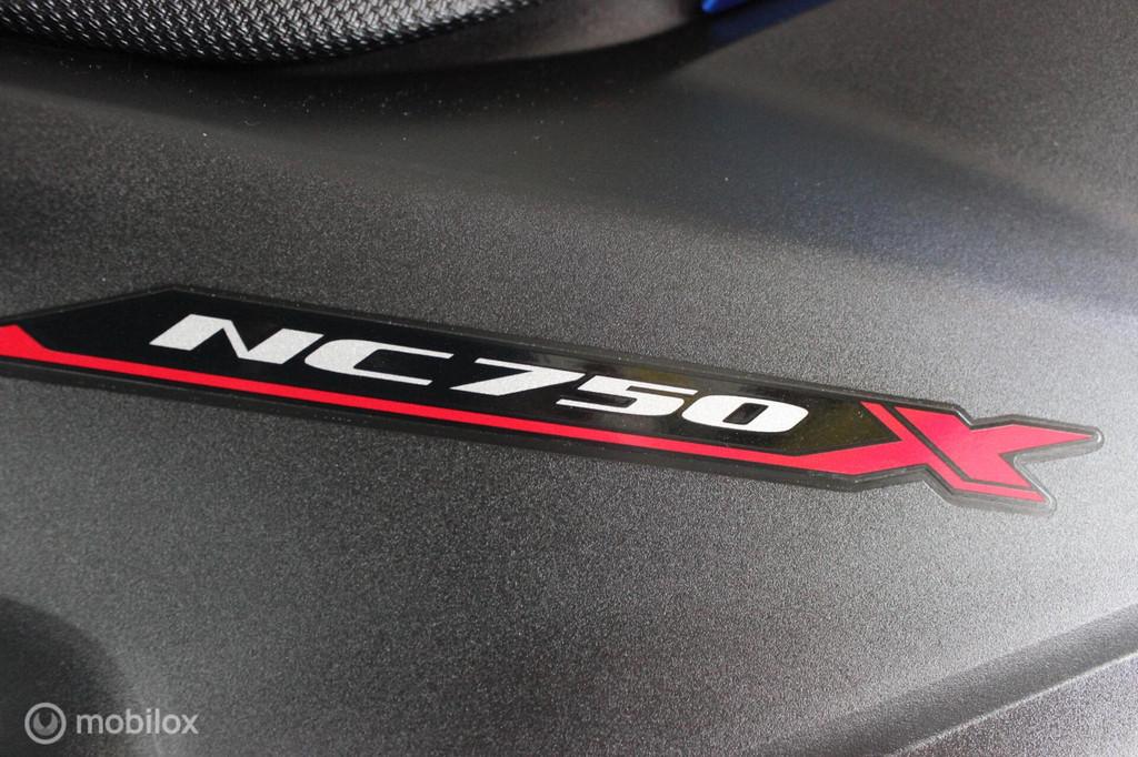 Honda NC 750X C-ABS, Motoren, 745 cc, Bedrijf, Meer dan 35 kW, Toermotor