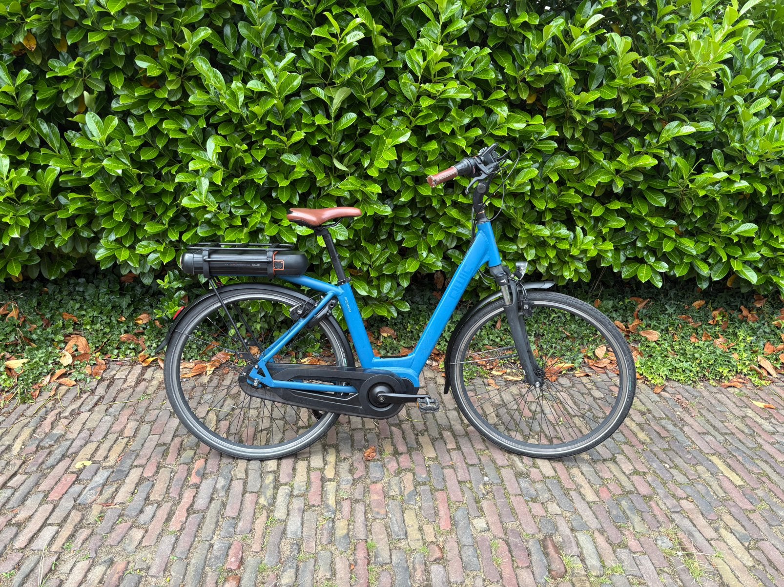 QWIC Premium Elektrische Fiets Lichtblauw – Grote 625wh Accu, Fietsen en Brommers, Elektrische fietsen, Ophalen, Zo goed als nieuw