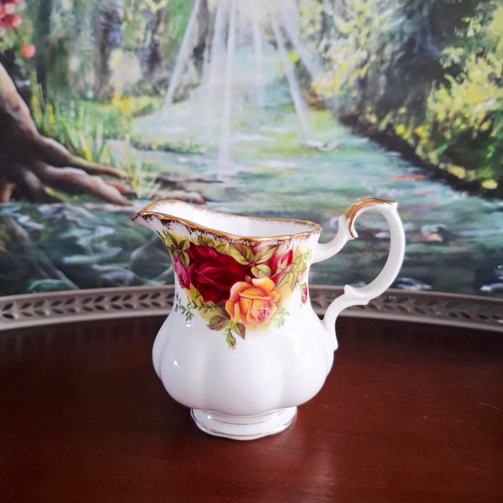 Royal Albert 'Old Country Roses', roomkannetje, Ophalen of Verzenden