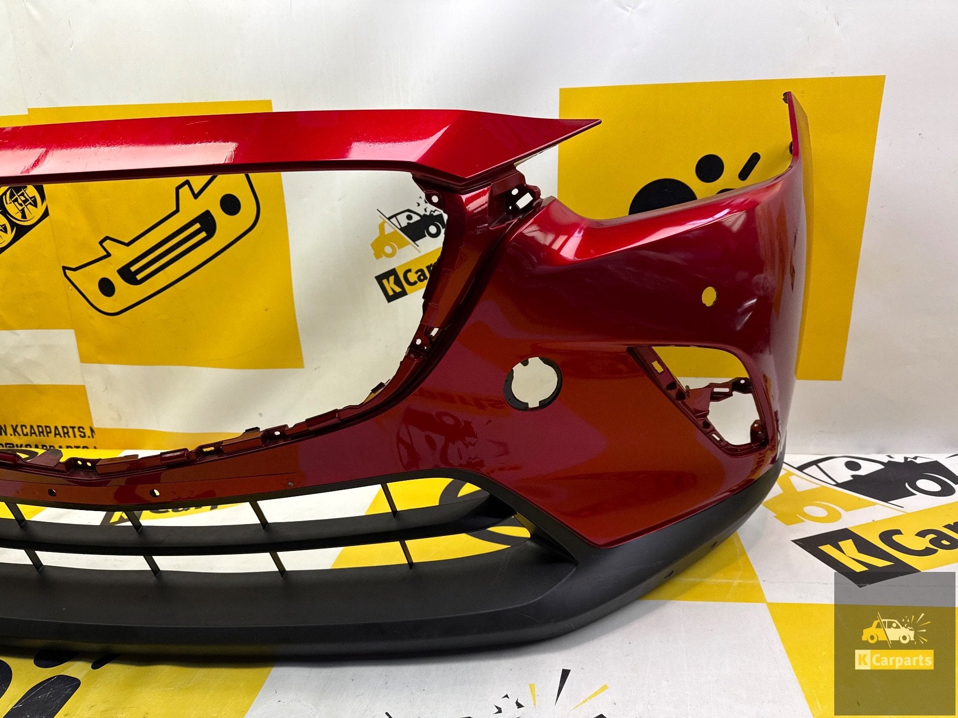 Voorbumper Mazda CX 3 ORIGINEEL voorbumper DK8A-50-031D, Auto-onderdelen, Gebruikt, Shinchi, Fuchu-Cho 3-1
730-8670  Hiroshima
