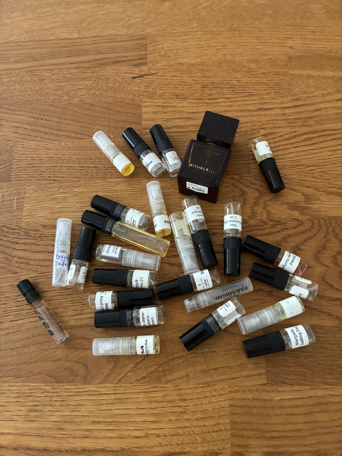 Parfum samples / Decants, Sieraden, Tassen en Uiterlijk, Uiterlijk | Parfum, Ophalen of Verzenden, Zo goed als nieuw